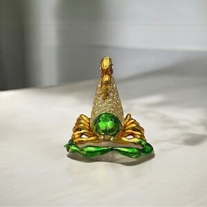 TCHOTCHKE-Green and Gold Decorative Hinged Scorpion Trinket Holder-NIB